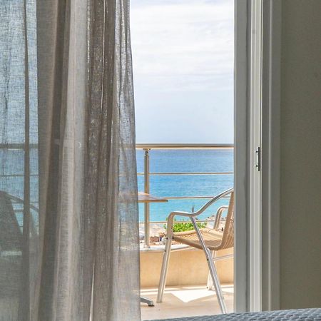 Rondo'S Hotel Himare Exterior photo